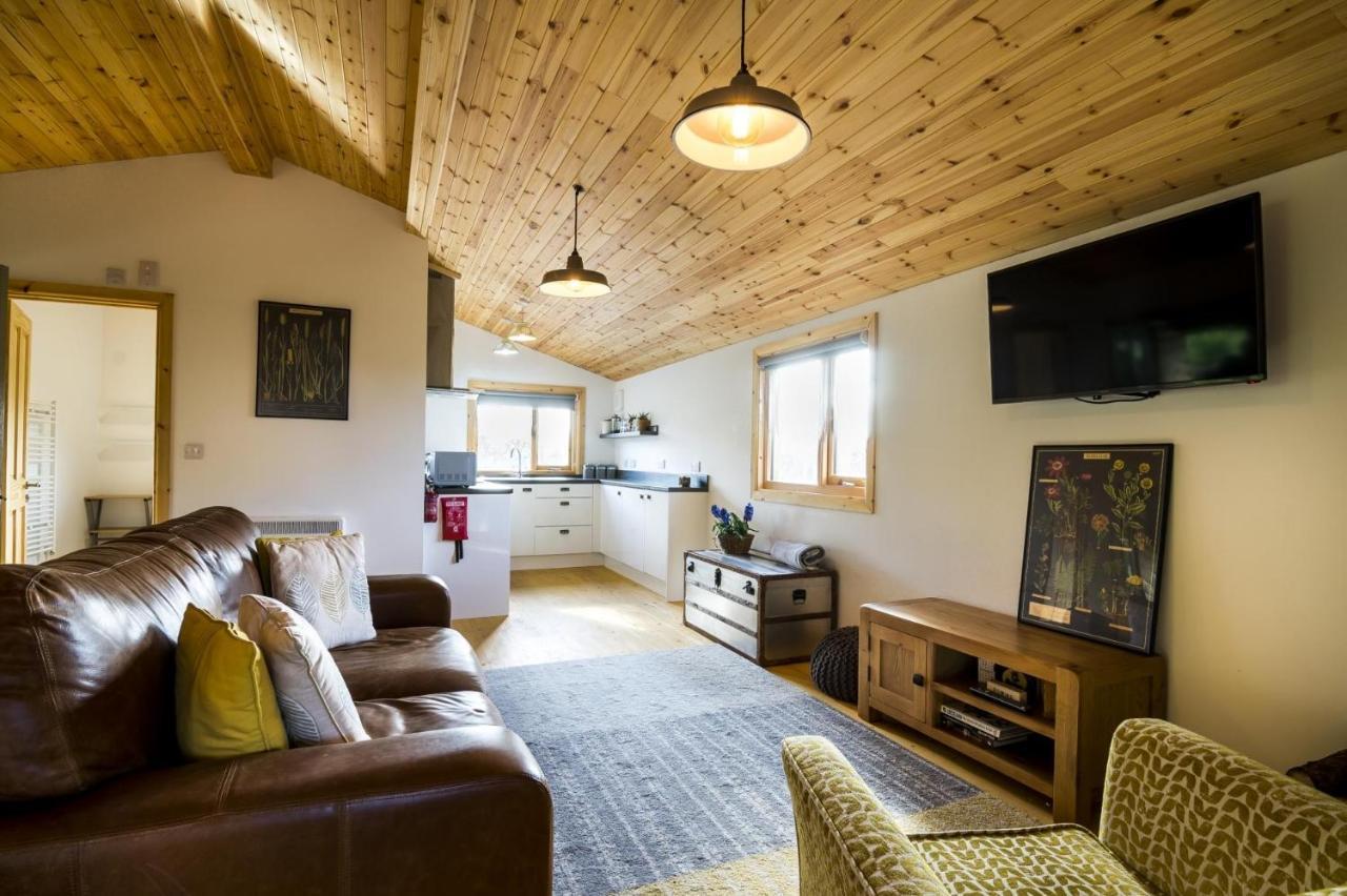 Laurel Lodge - 2 Bedroom Log Cabin - St Florence Saint Florence Luaran gambar