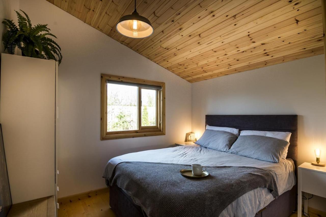 Laurel Lodge - 2 Bedroom Log Cabin - St Florence Saint Florence Luaran gambar