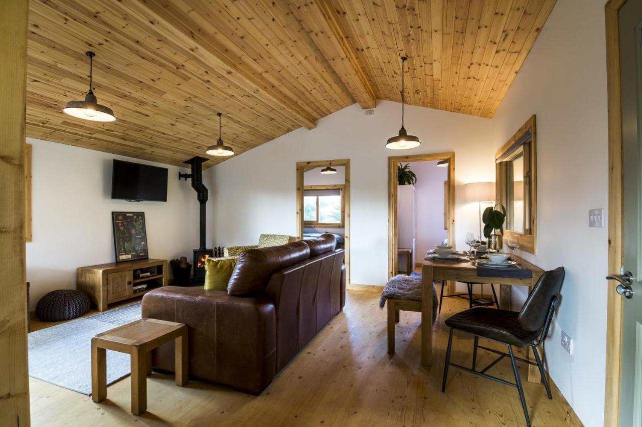 Laurel Lodge - 2 Bedroom Log Cabin - St Florence Saint Florence Luaran gambar