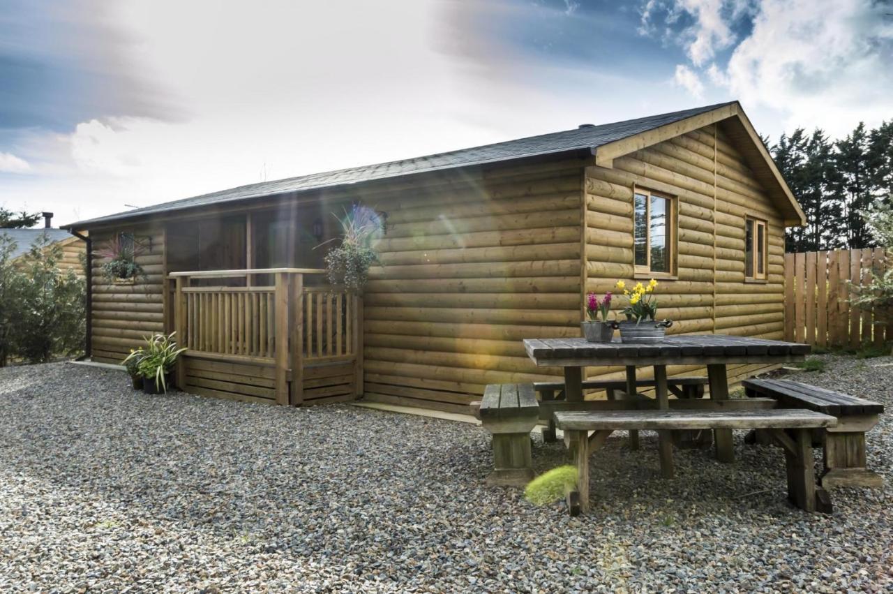 Laurel Lodge - 2 Bedroom Log Cabin - St Florence Saint Florence Luaran gambar