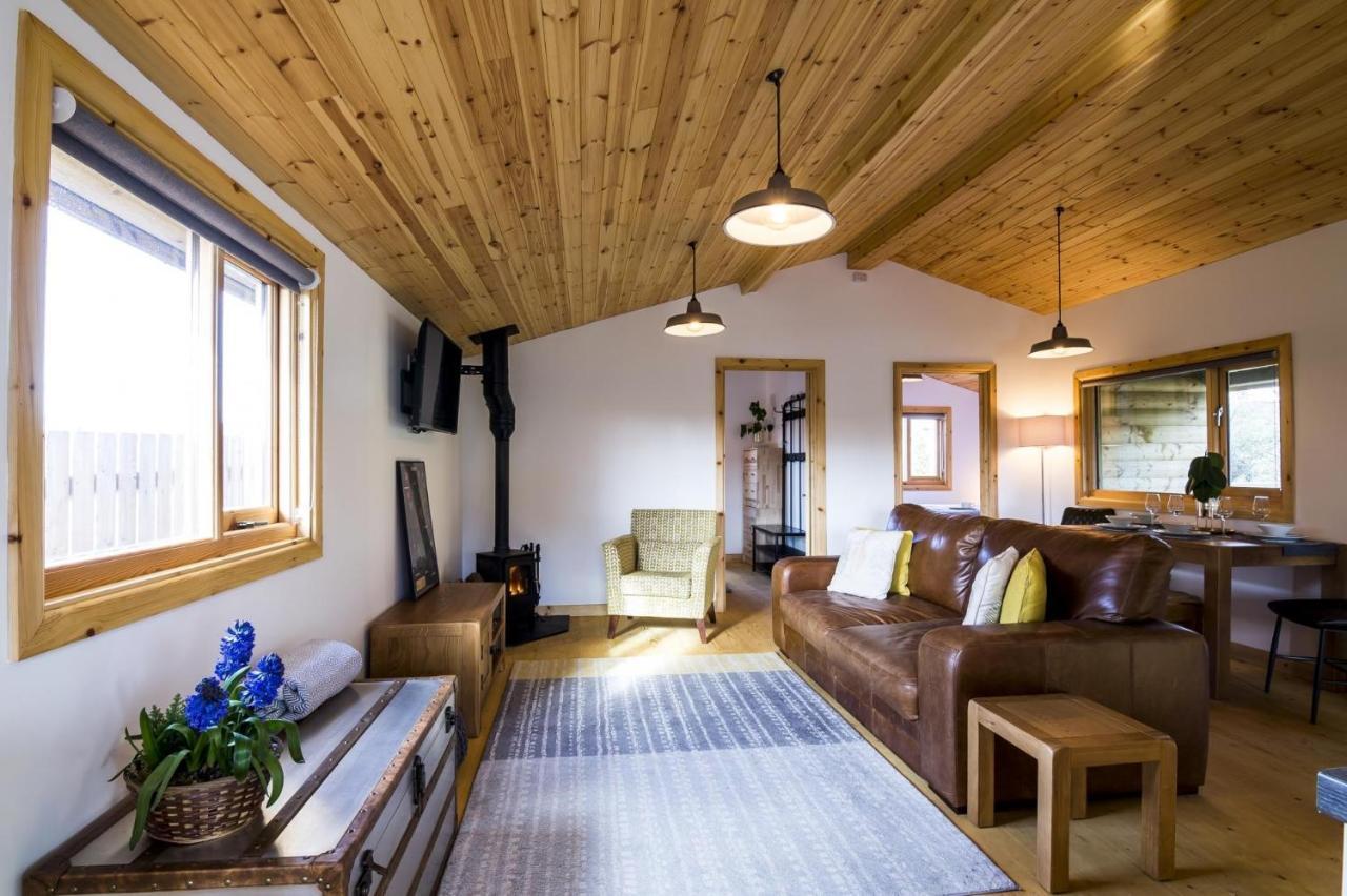Laurel Lodge - 2 Bedroom Log Cabin - St Florence Saint Florence Luaran gambar