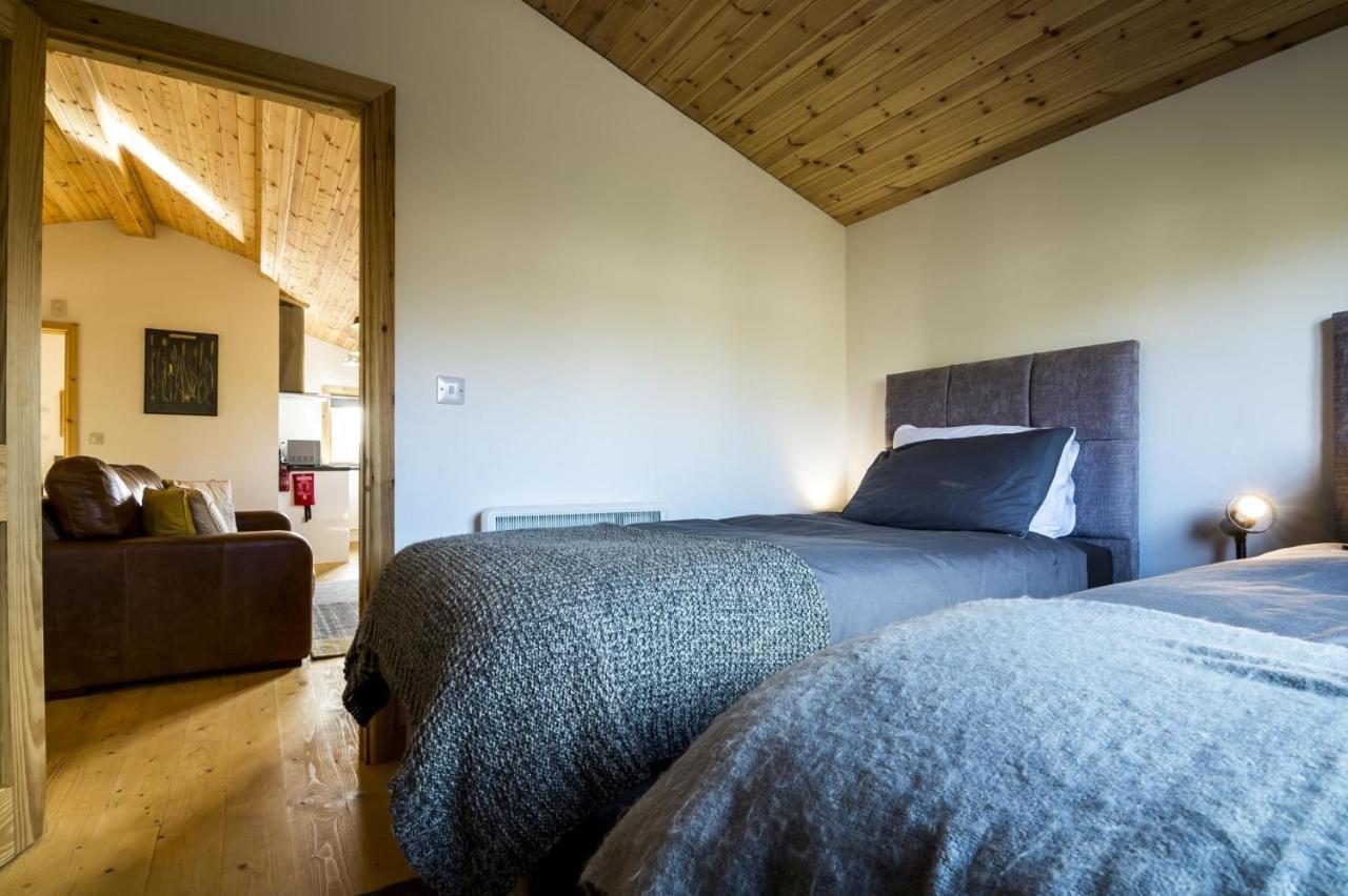 Laurel Lodge - 2 Bedroom Log Cabin - St Florence Saint Florence Luaran gambar