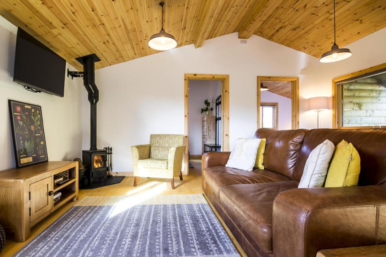 Laurel Lodge - 2 Bedroom Log Cabin - St Florence Saint Florence Luaran gambar